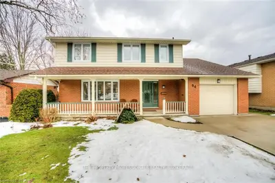 94 ANDOVER Drive, London South, ON N6J 3X2
