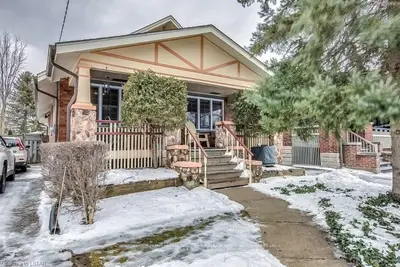 176 LANGARTH Street E, London South, ON N6C 1Z5