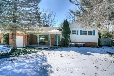 26 Wychwood Park, London North, ON N6G 1R5