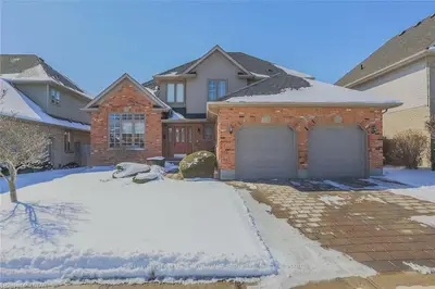 275 AMBLESIDE Drive, London North, ON N6G 4V5