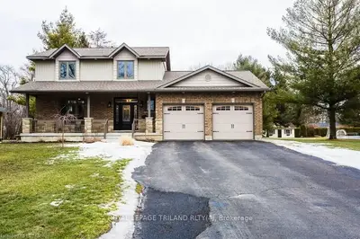 10303 Greenpark Drive, Southwold, On N5p 3t2