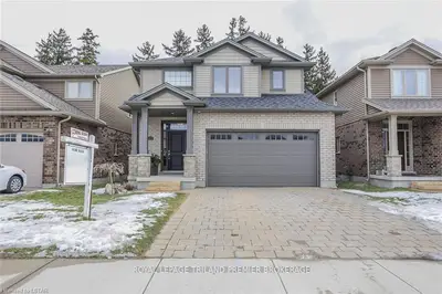1275 HOWLETT Circle, London North, ON N5X 0K5