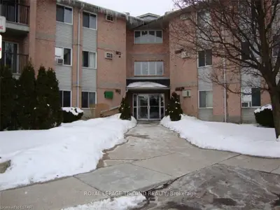 2228 TRAFALGAR Street 104, London East, ON N5V 4J8
