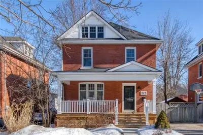 212 DOUGLAS Street, Stratford, ON N5A 5P9