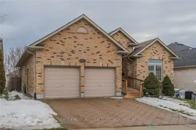 117 KNIGHTS BRIDGE Road, London South, ON N6K 4V7