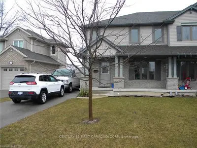19 Tamarack Court Court, St. Thomas, On N5p 0a8