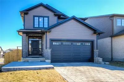 3205 RALEIGH Crescent, London South, ON N6P 0E4