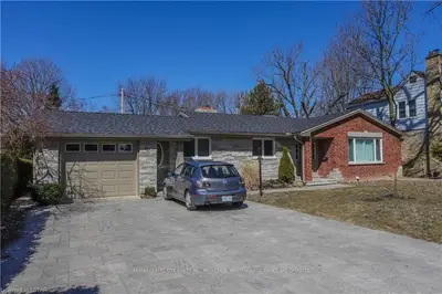 76 HURON Street, London East, ON N6A 2J1