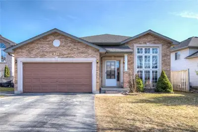 471 TALLTREE Crescent, London East, ON N5V 5E6