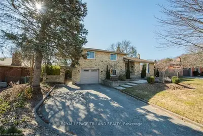 73 SPRINGFIELD Crescent, London South, ON N6K 2T7