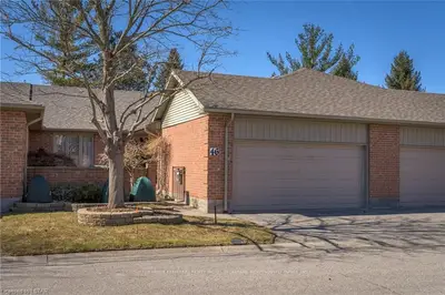 2 CADEAU Terrace 46, London South, ON N6K 4G4