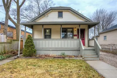 235 HIGH Street, London South, ON N6C 4K9