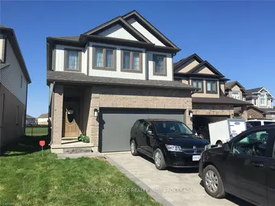 4431 LISMER Lane, London South, ON N6L 0E1