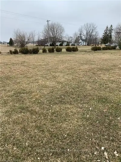 8 & 9 Wallace Street, Dutton/dunwich, On N0l 2m0