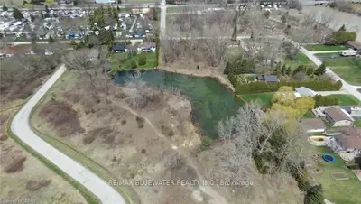 8081 WILLSIE Line, Lambton Shores, ON N0M 2N0