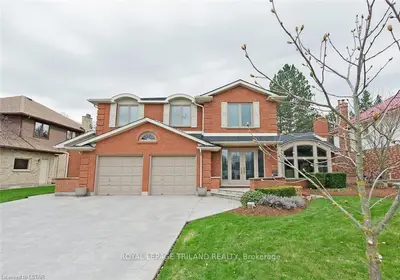 301 GRANGEOVER Avenue, London North, ON N6G 4L1