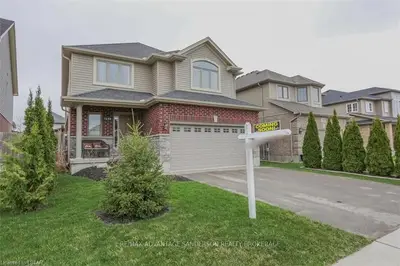 1298 LAWSON Road, London North, ON N6G 5K9