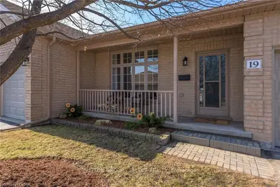 7 CADEAU Terrace 19, London South, ON N6K 4S8