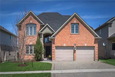 1018 CHERRYHAVEN Drive, London South, ON N6K 5A6