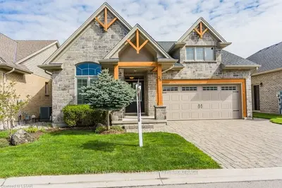 1630 SHORE Drive 28, London South, ON N6K 5B9