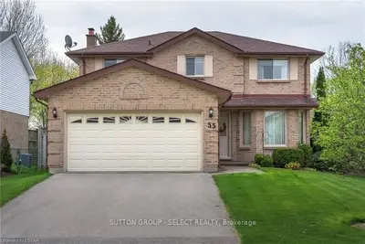 55 WINSHIP Close, London South, ON N6C 5M8