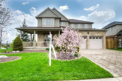 1852 IRONWOOD Road, London South, ON N6K 5C7