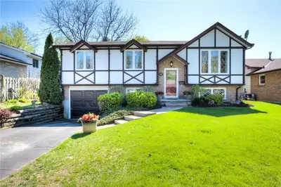 314 OAK Avenue, Strathroy-Caradoc, ON N7G 3T2