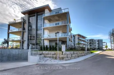 1705 FIDDLEHEAD Place 101, London North, ON N6G 0S1