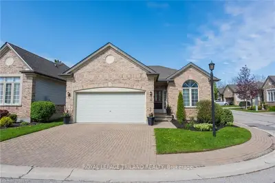 681 COMMISSIONERS Road W 31, London South, ON N6K 4T9