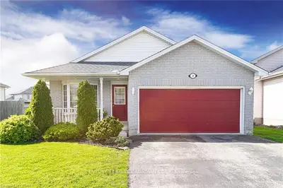 36 TANNER Drive, London East, ON N5W 6B4