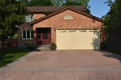 1051 COUNTRY CLUB Court, London South, ON N6C 5S1