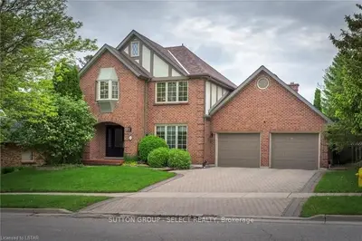 576 ROSECLIFFE Terrace, London South, ON N6K 3Y2