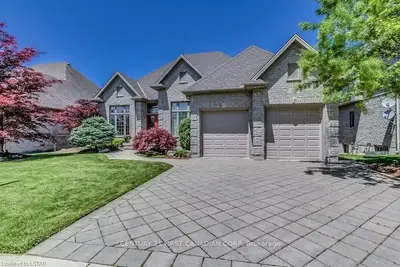 1868 RIVERBEND Road W, London South, ON N6K 0A4