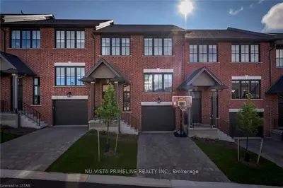 555 SUNNINGDALE Road 6, London North, ON N5R 4B3