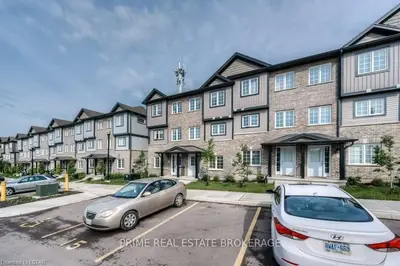 350 DUNDAS Street 13, Cambridge, ON N1R 5S2