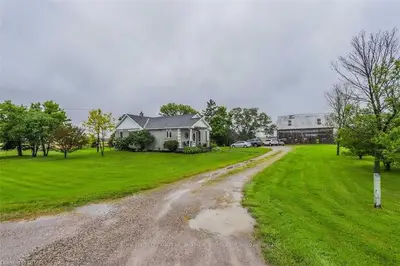 9062 SHARON Road, London South, ON N6P 1S3