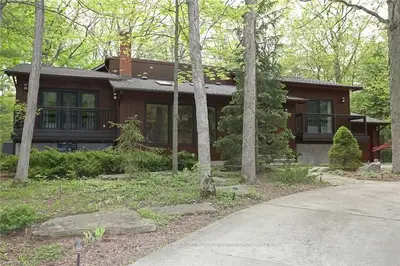 10123 TRILLIUM Avenue, Lambton Shores, ON N0M 1T0