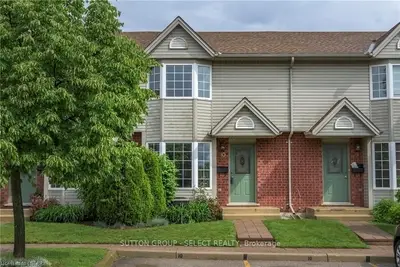 122 SHERWOOD FOREST Square, London North, ON N6G 5G8