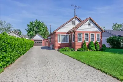 150 SYMES Street, Southwest Middlesex, ON N0L 1M0