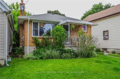 34 TERRENCE Street, London East, ON N5Z 1C4