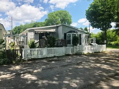 198 SPRINGBANK Drive 101, London South, ON N6J 1G1