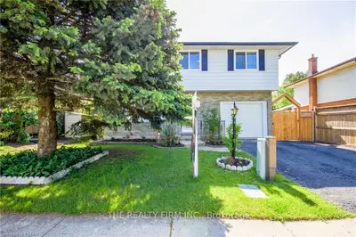 206 Millbank Drive, London South, ON N6C 4W1