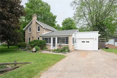 37 PRINCE Street, Lambton Shores, ON N0N 1J0