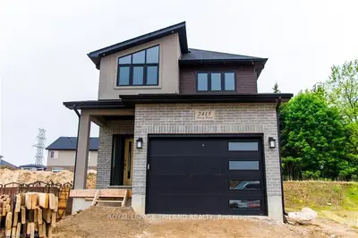 2415 DAISY Bend, London South, ON N6M 0G9