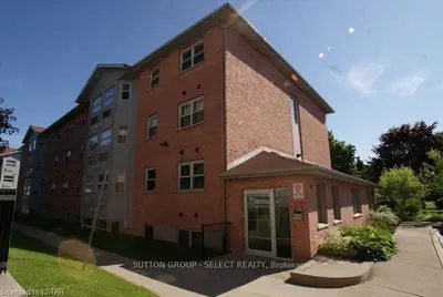 60 Hiawatha Road 18, Woodstock, On N4t 1p3