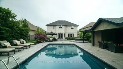 1027 MANCHESTER Road, London North, ON N6H 5J1
