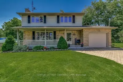 3033 HERITAGE Court, London South, ON N6N 1N6