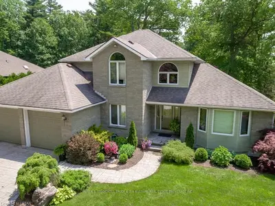 184 ONTARIO Street S, Lambton Shores, ON N0M 1T0