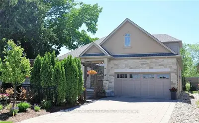 2081 WALLINGFORD Avenue 7, London North, ON N6G 0K1