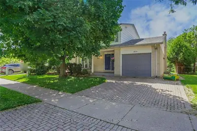 879 FARNHAM Road, London South, ON N6K 1R8